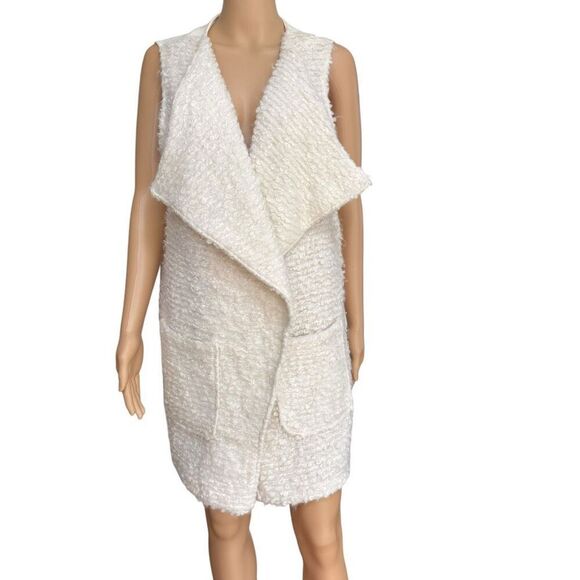 Zara Basic Collection Women’s Cream Sleeveless Faux Fur Vest Size L - Picture 1 of 8